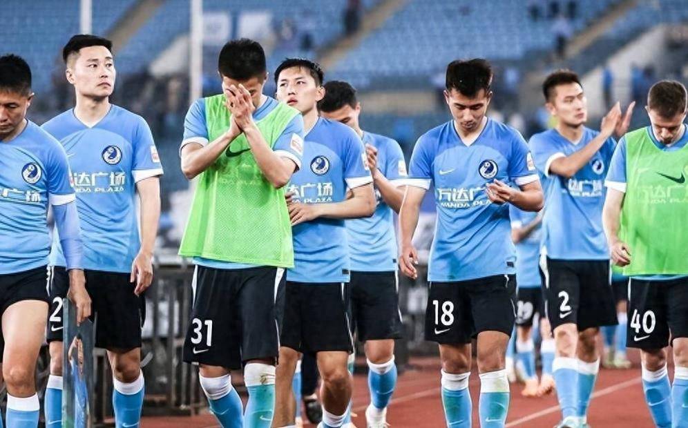 九游体育IOS版法国队带队取胜！，巴特勒重要时刻败北引发球迷热议的简单介绍