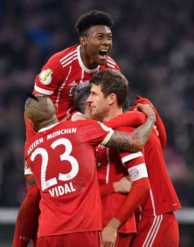 九游体育app下载里程碑夜！法兰克福更衣室发声；德国杯清晨刷纪录；媒体盛赞；球队文化再被提及的简单介绍