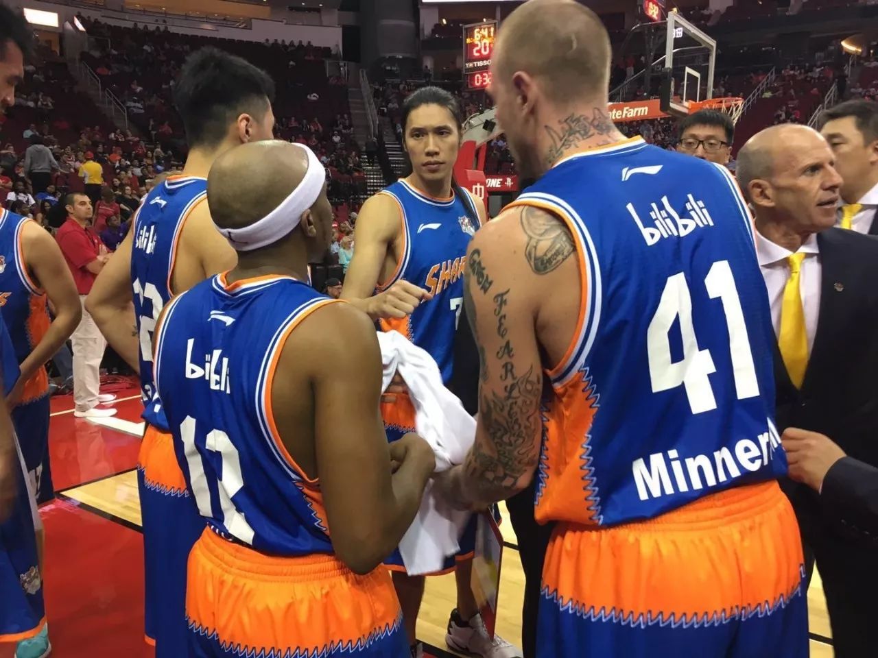 上海久事内部会议纪要流出：今晚更衣室发声，NBA常规赛使命明确，球队文化再被提及的简单介绍